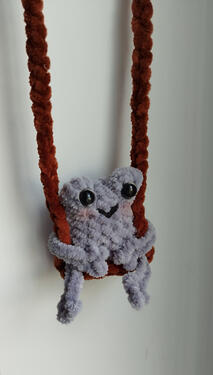 Żaba na chuśtawce do samochodu